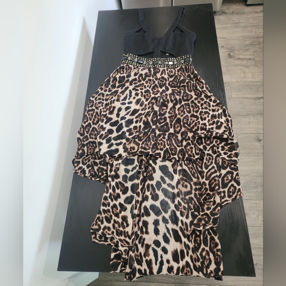AVEC LEOPARD PRINT HIGH LOW MAXI DRESS MEDIUM SIZE - Picture 1 of 9